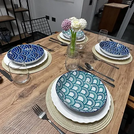 Treasure: Chic 2br-apartment 8min To Skanderbeg Place Tiran