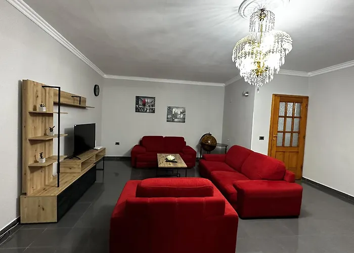 Lägenhet Treasure: Chic 2br-apartment 8min To Skanderbeg Place *