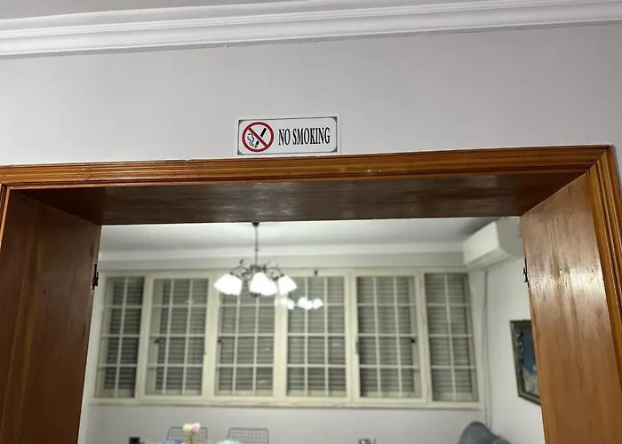 Treasure: Chic 2br-apartment 8min To Skanderbeg Place アパート