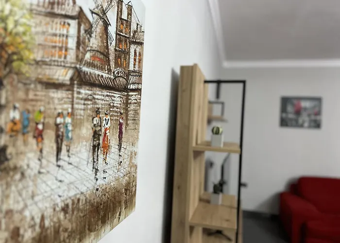 Lägenhet Treasure: Chic 2br-apartment 8min To Skanderbeg Place *