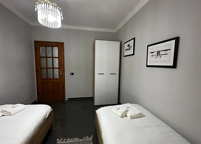 Lägenhet Treasure: Chic 2br-apartment 8min To Skanderbeg Place